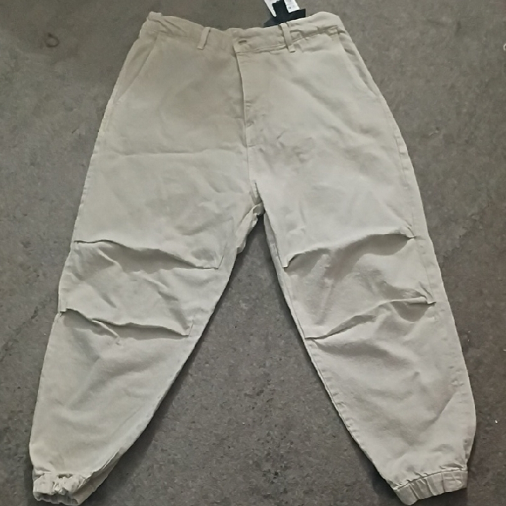 Zara Men's Beige Joggers